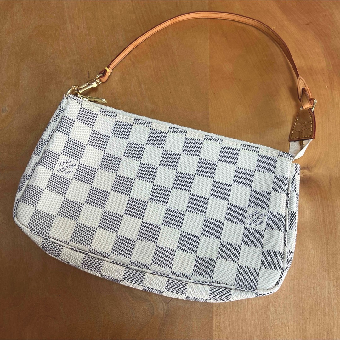 LOUIS VUITTON(ルイヴィトン)のLOUIS VUITTON ルイヴィトン ダミエ ポシェット ポーチ 美品 レディースのバッグ(ハンドバッグ)の商品写真