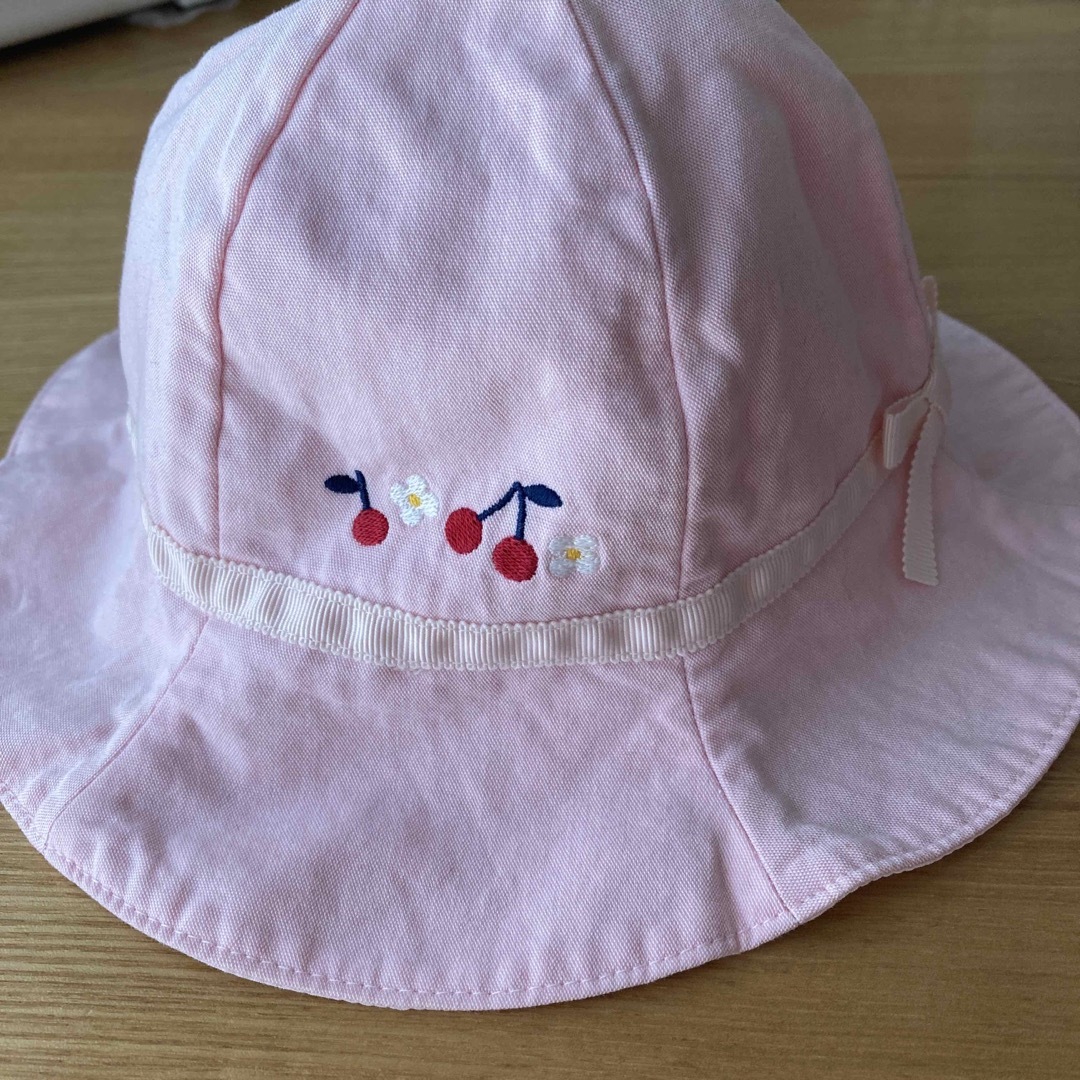 familiar(ファミリア)のfamiliar  ピンク色帽子　サイズ49 中古 エンタメ/ホビーのエンタメ その他(その他)の商品写真