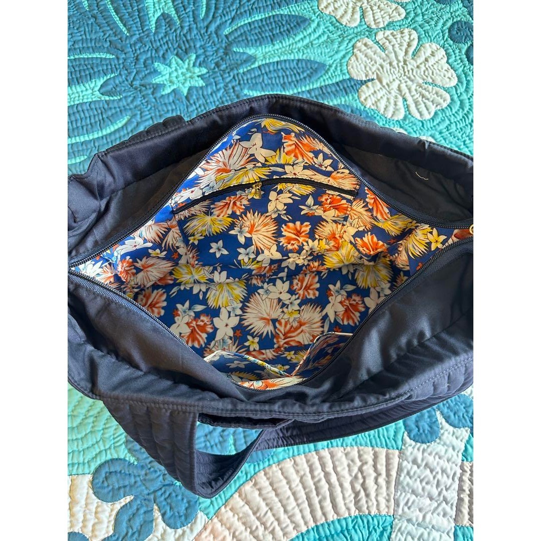 [レイラニ新商品]ハワイアンキルト♡ママバッグ♡旅行バッグ♡フラバッグ