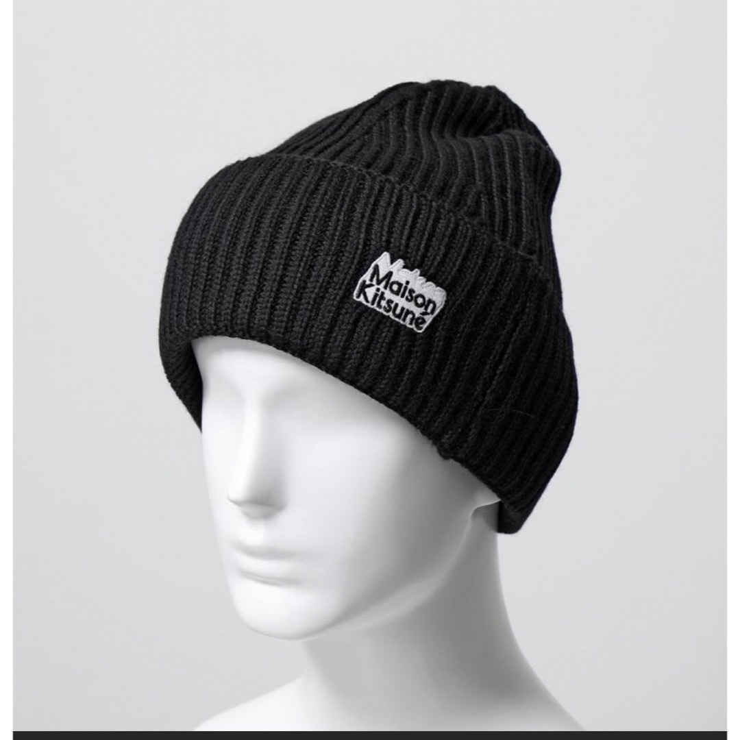 MAISON KITSUNE'(メゾンキツネ)の【セール❣️】MAISON KITSUNE ニット帽 BLACK メンズの帽子(ニット帽/ビーニー)の商品写真