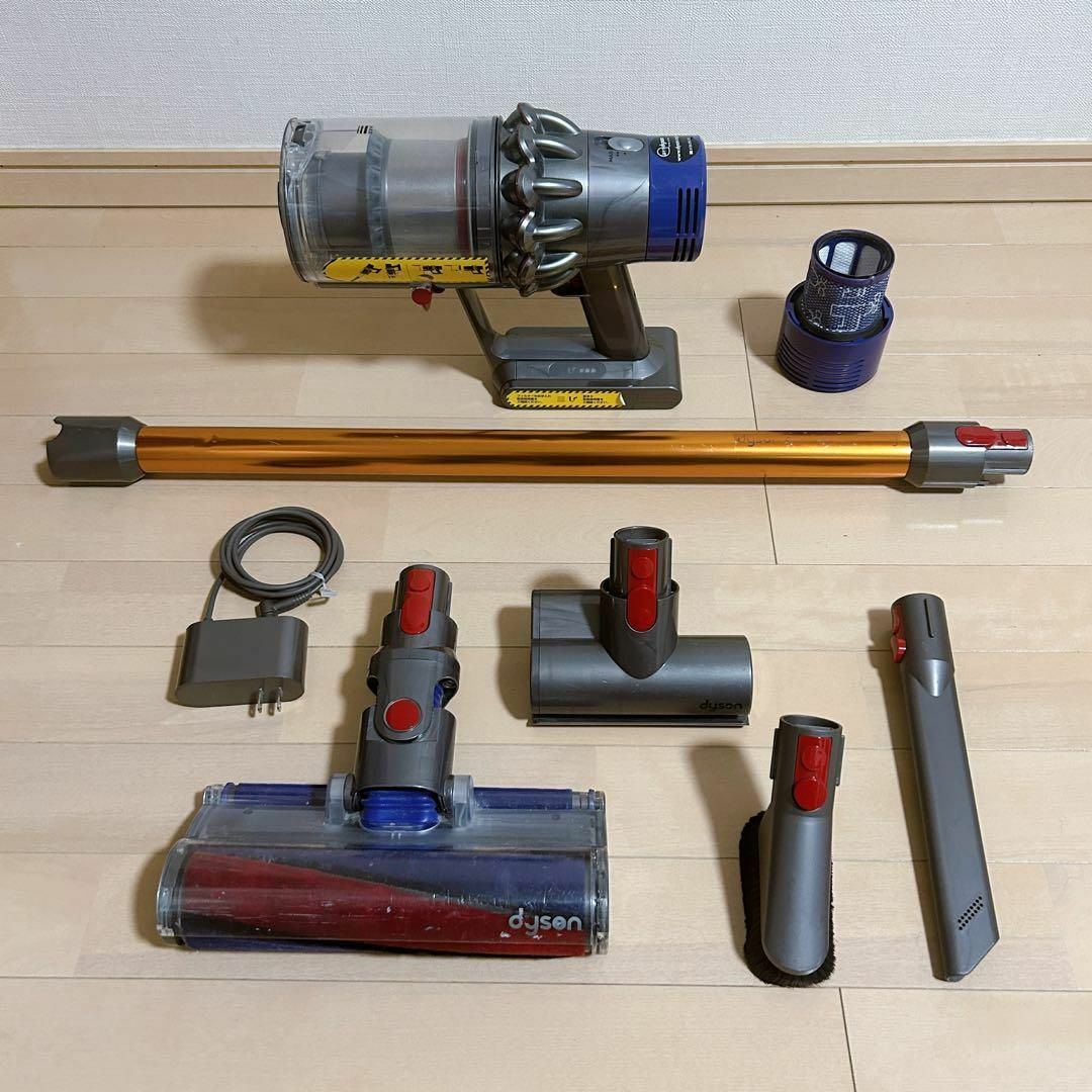 Dyson(ダイソン)の✨お買い得✨Dyson V10 SV12 Fluffy  FF コードレス掃除機 スマホ/家電/カメラの生活家電(掃除機)の商品写真