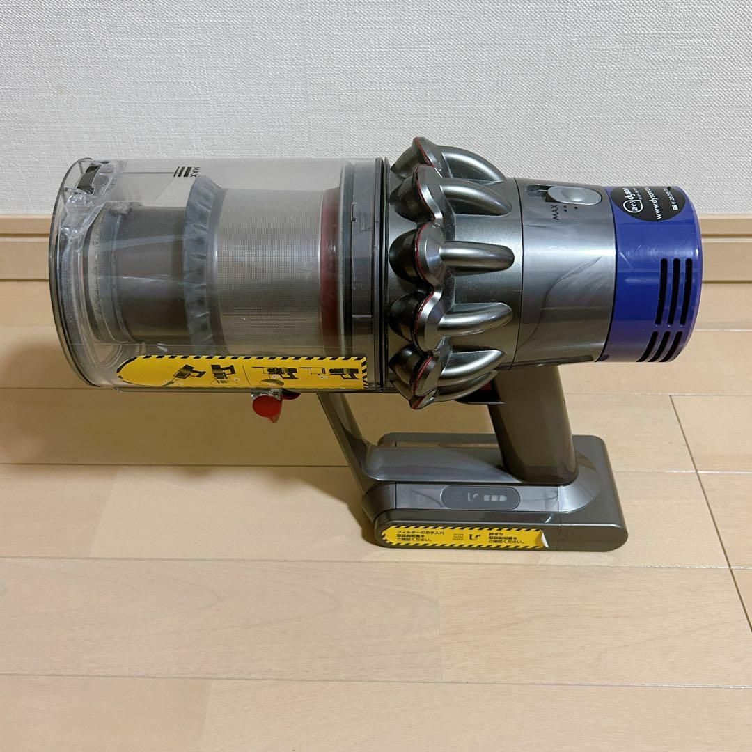 Dyson(ダイソン)の✨お買い得✨Dyson V10 SV12 Fluffy  FF コードレス掃除機 スマホ/家電/カメラの生活家電(掃除機)の商品写真