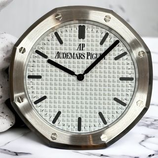 オーデマピゲ(AUDEMARS PIGUET)のオーデマピゲ タイプ　壁掛け時計　ロイヤルオーク　白シルバー　掛時計(掛時計/柱時計)