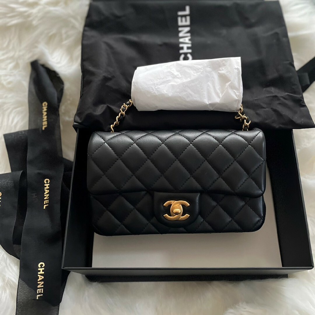 CHANEL ミニマトラッセ 黒 ココボール　パールクラッシｭ 新品 ブラック