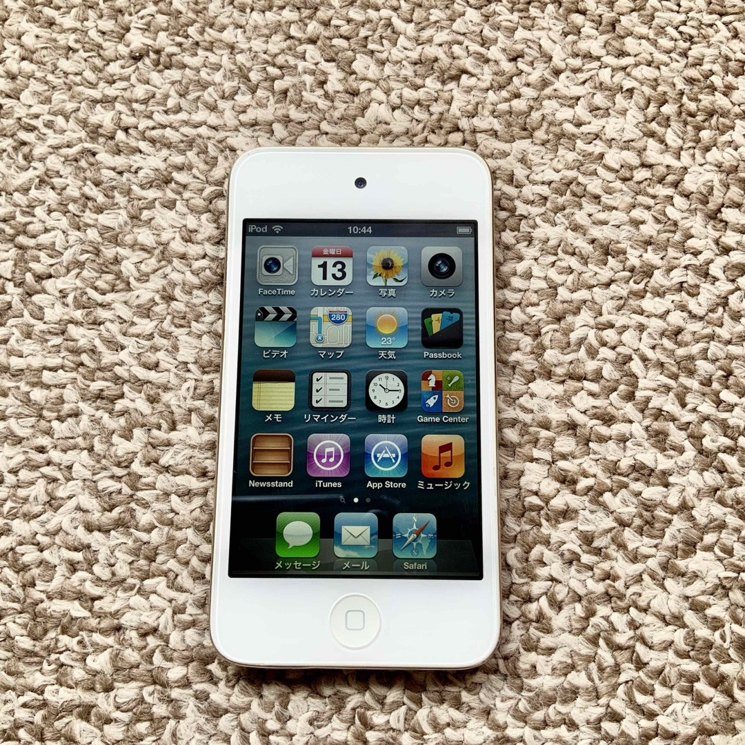 iPod touch 第4世代 32GB Appleアップル　アイポッド 本体