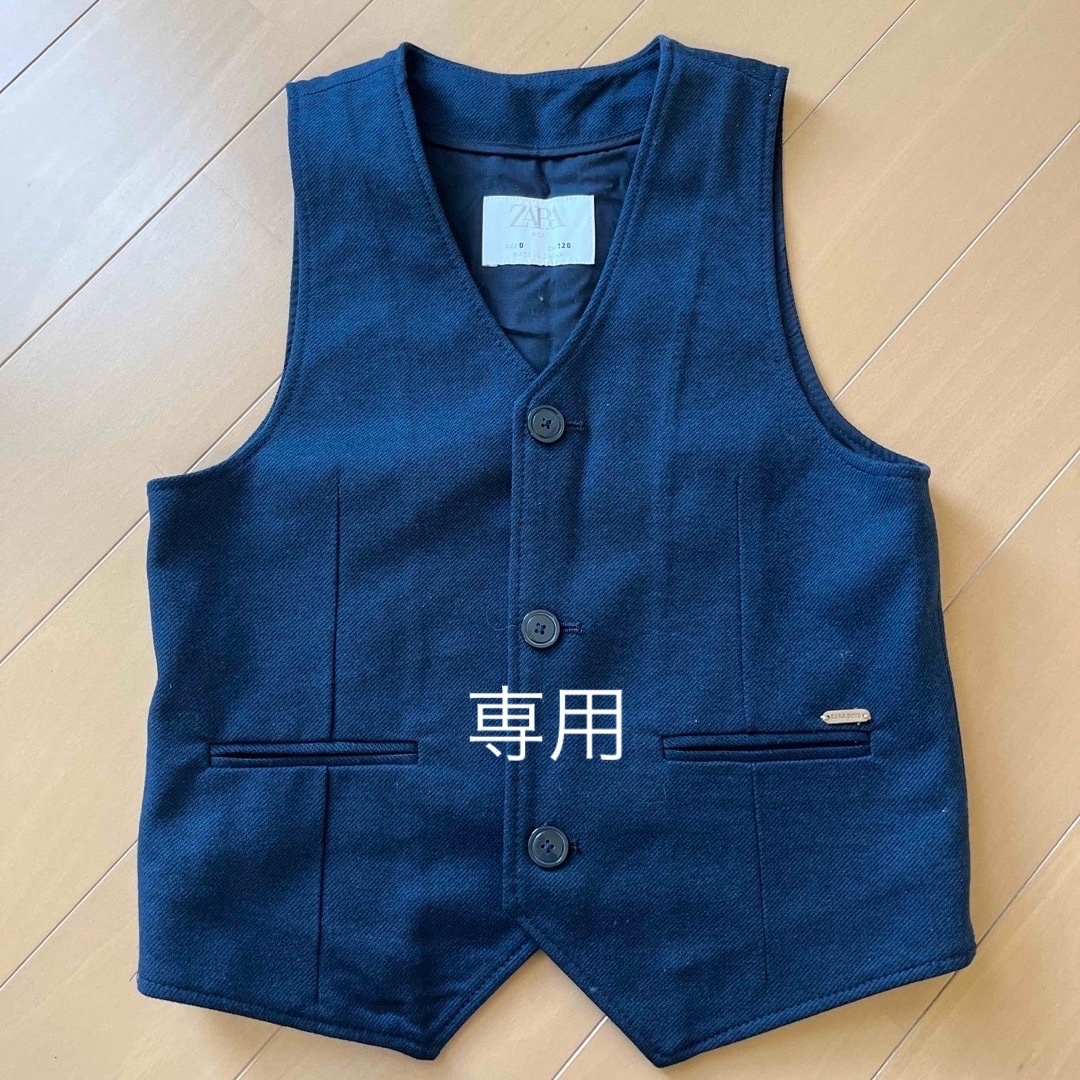 ZARA KIDS(ザラキッズ)のZARA キッズ　ベスト　スーツ　120 キッズ/ベビー/マタニティのキッズ服男の子用(90cm~)(ドレス/フォーマル)の商品写真