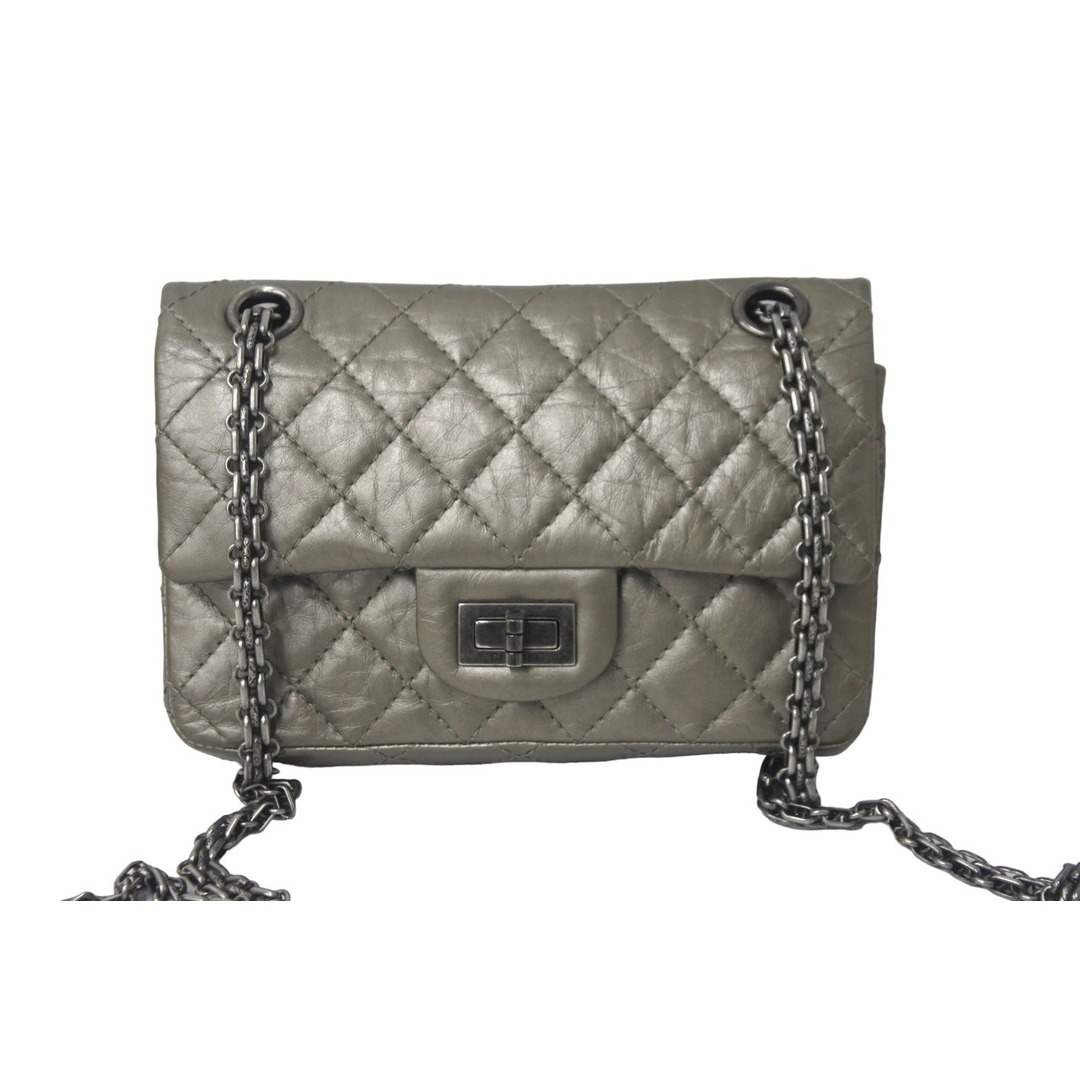 CHANEL(シャネル)のCHANEL シャネル チェーンショルダーバッグ 2.55 ミニ 15番台 グレインドカーフ メタリックグレー シルバー金具 55486 レディースのバッグ(ハンドバッグ)の商品写真