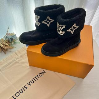 ルイヴィトン(LOUIS VUITTON)のルイヴィトン スノードロップ アンクルブーツ シアリング スノーブーツ(ブーツ)