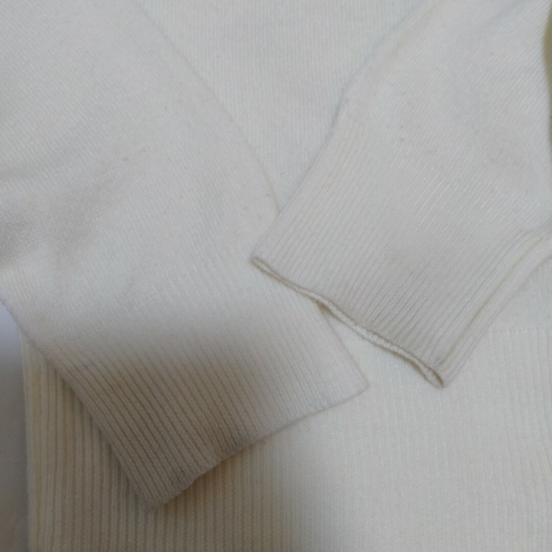 Sサイズ 白薄手　長袖カーディガン レディースのトップス(カーディガン)の商品写真