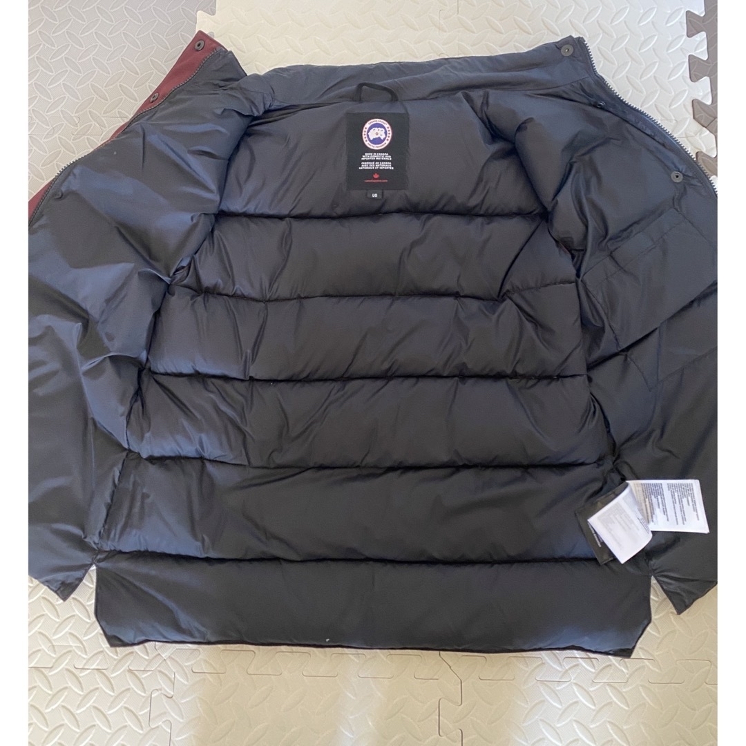 CANADA GOOSE(カナダグース)の★美品　カナダグース　ベストＬサイズ レディースのジャケット/アウター(ダウンベスト)の商品写真