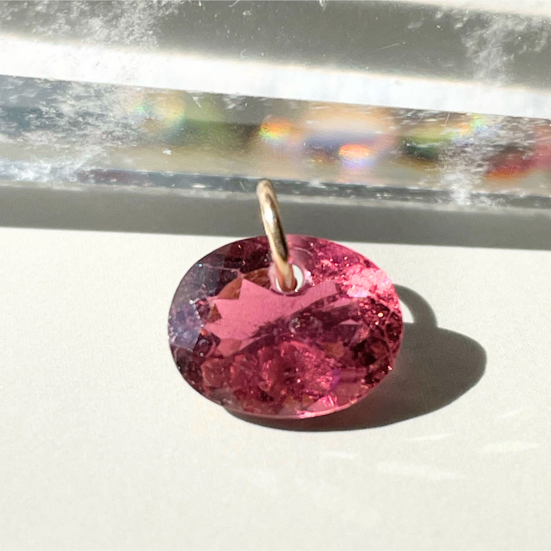 k18  大粒　ルベライトトルマリン  ペンダント　トップ　a ハンドメイドのアクセサリー(チャーム)の商品写真