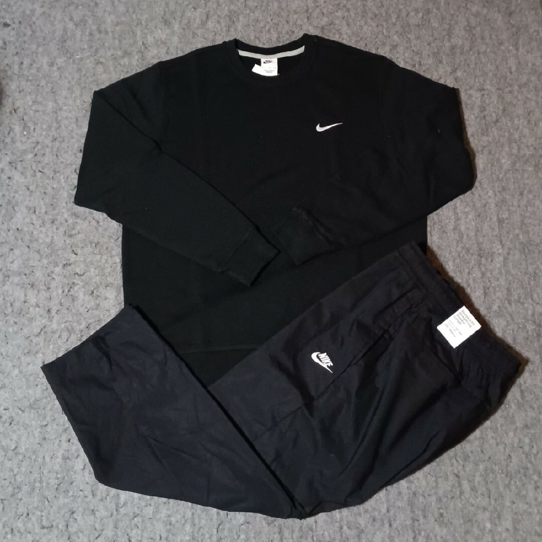 NIKE(ナイキ)の早いもの勝ち！ナイキ 上下セット  スウォッシュ　セットアップ 新品 2XＬ メンズのトップス(スウェット)の商品写真