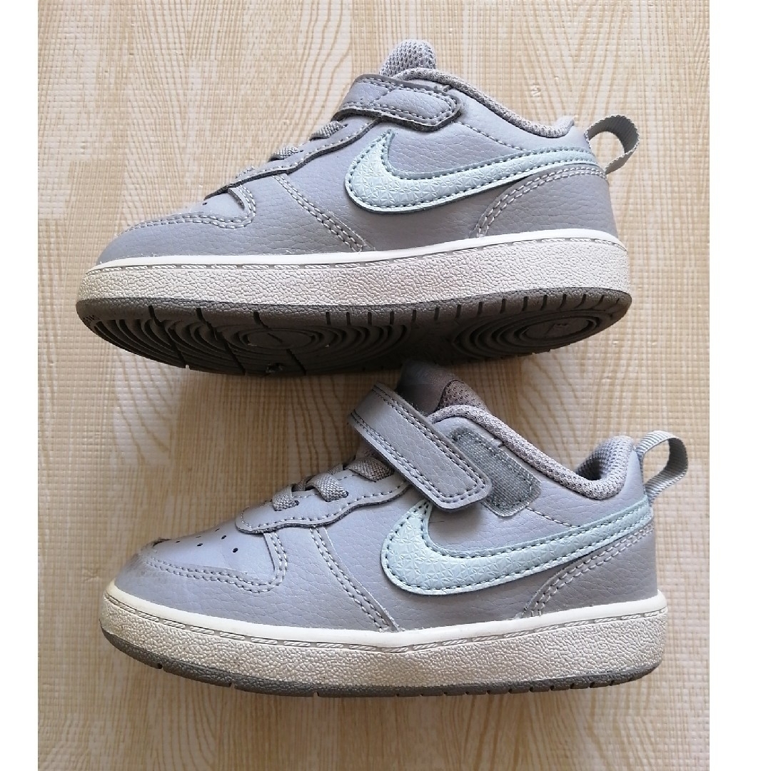 NIKE(ナイキ)のNIKE キッズ スニーカー キッズ/ベビー/マタニティのキッズ靴/シューズ(15cm~)(スニーカー)の商品写真