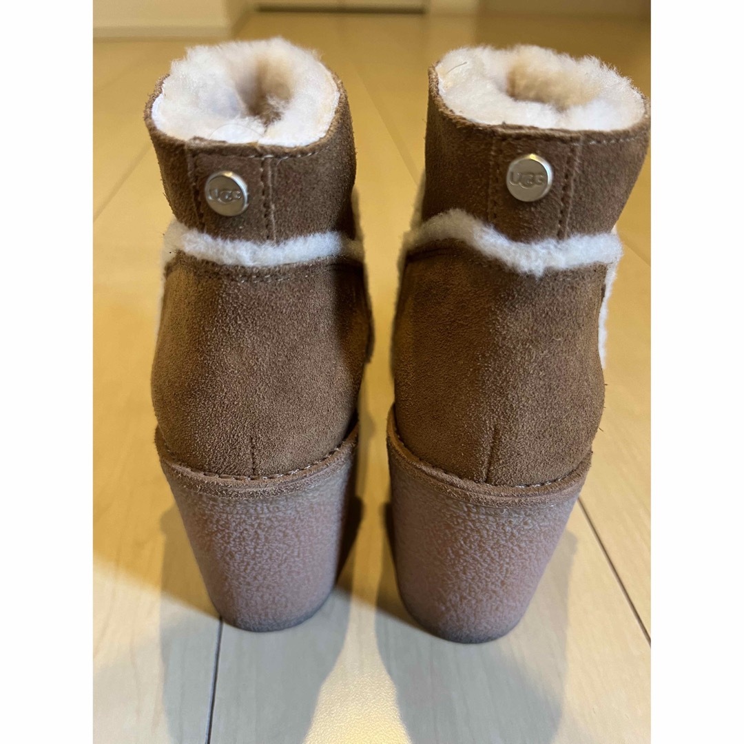 UGG(アグ)のUGG♡ショートブーツ レディースの靴/シューズ(ブーツ)の商品写真