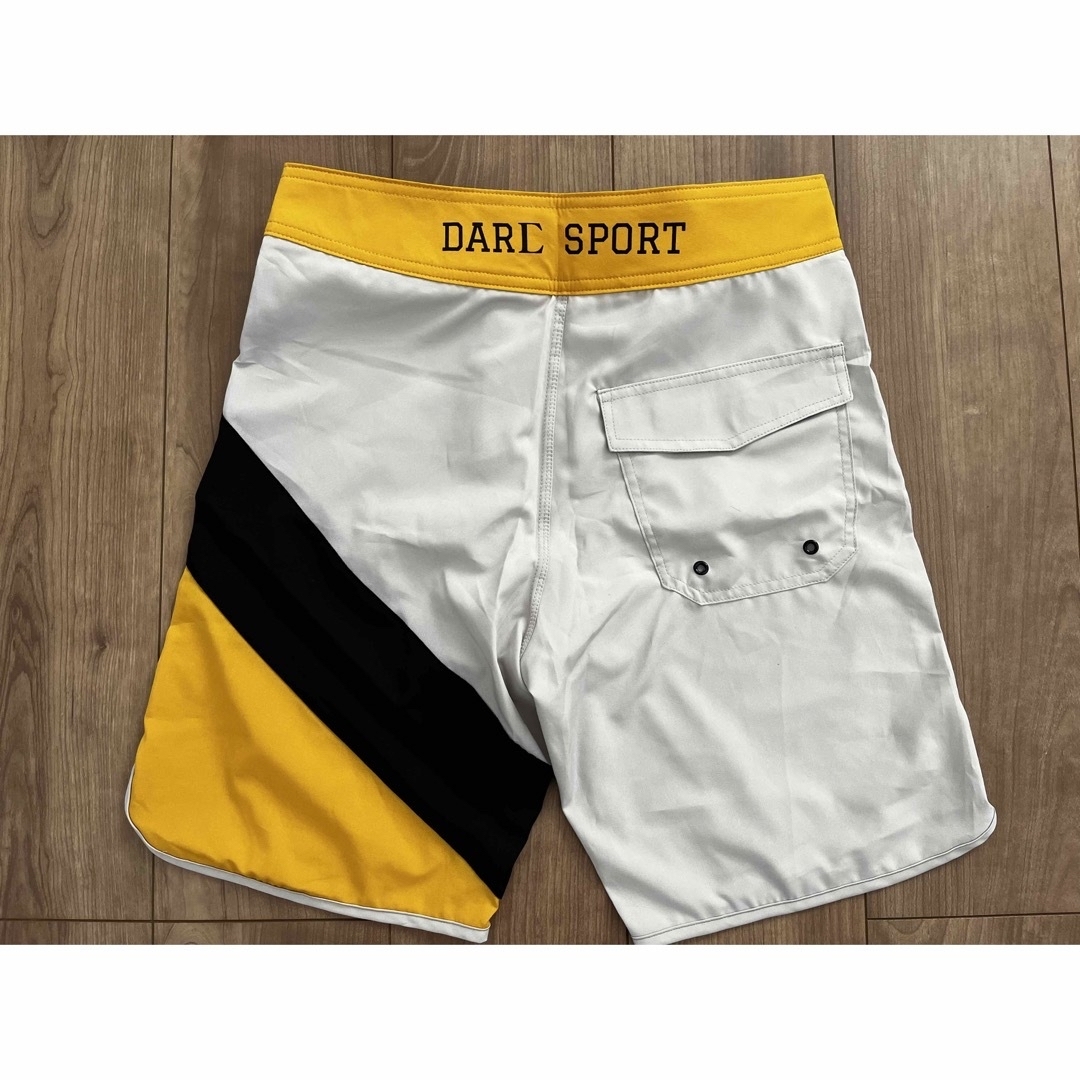 ダルクスポーツ　darc sportsサーフパンツ　ボードショーツ　28