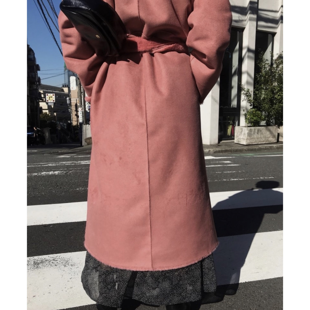 Ameri VINTAGE(アメリヴィンテージ)のAmeri VINTAGE 2WAY SOFT BOA LONG COAT レディースのジャケット/アウター(毛皮/ファーコート)の商品写真