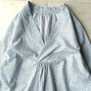 45R - パラスパレス pallas palace☆小花柄 シャツ ブラウス トップス ...