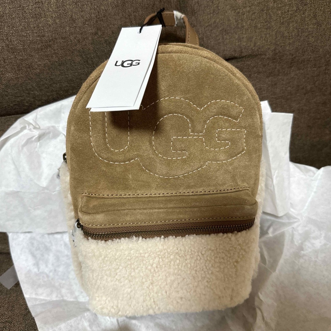 UGG リュック　バッグレディース