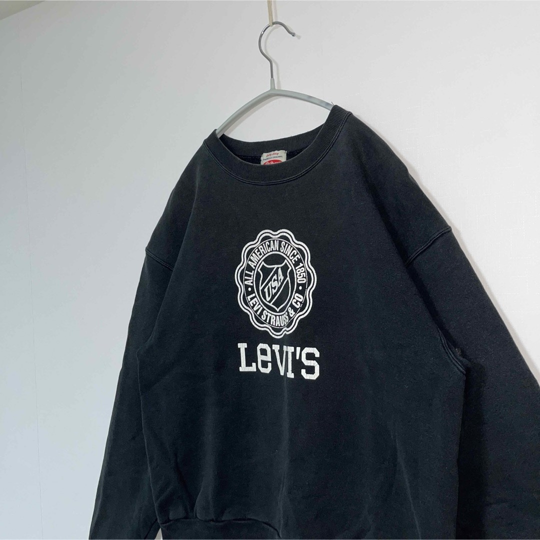 Levi's(リーバイス)のLevi’s スウェット ブラック リーバイス Mサイズ sweat メンズのトップス(スウェット)の商品写真