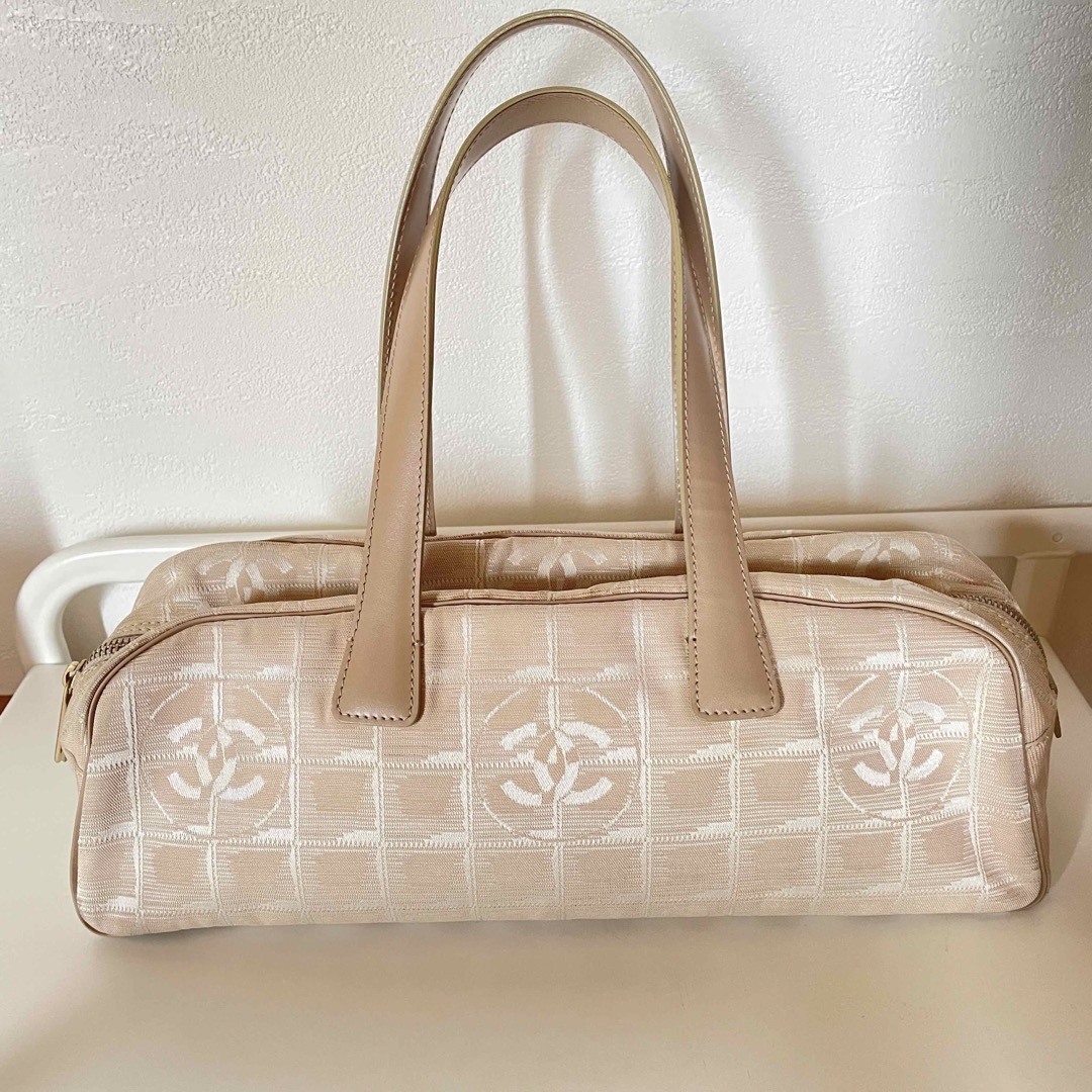 CHANEL(シャネル)のCHANEL トラベルライン レディースのバッグ(トートバッグ)の商品写真