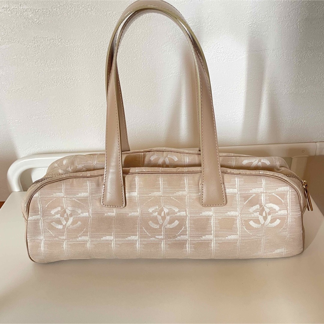 CHANEL(シャネル)のCHANEL トラベルライン レディースのバッグ(トートバッグ)の商品写真