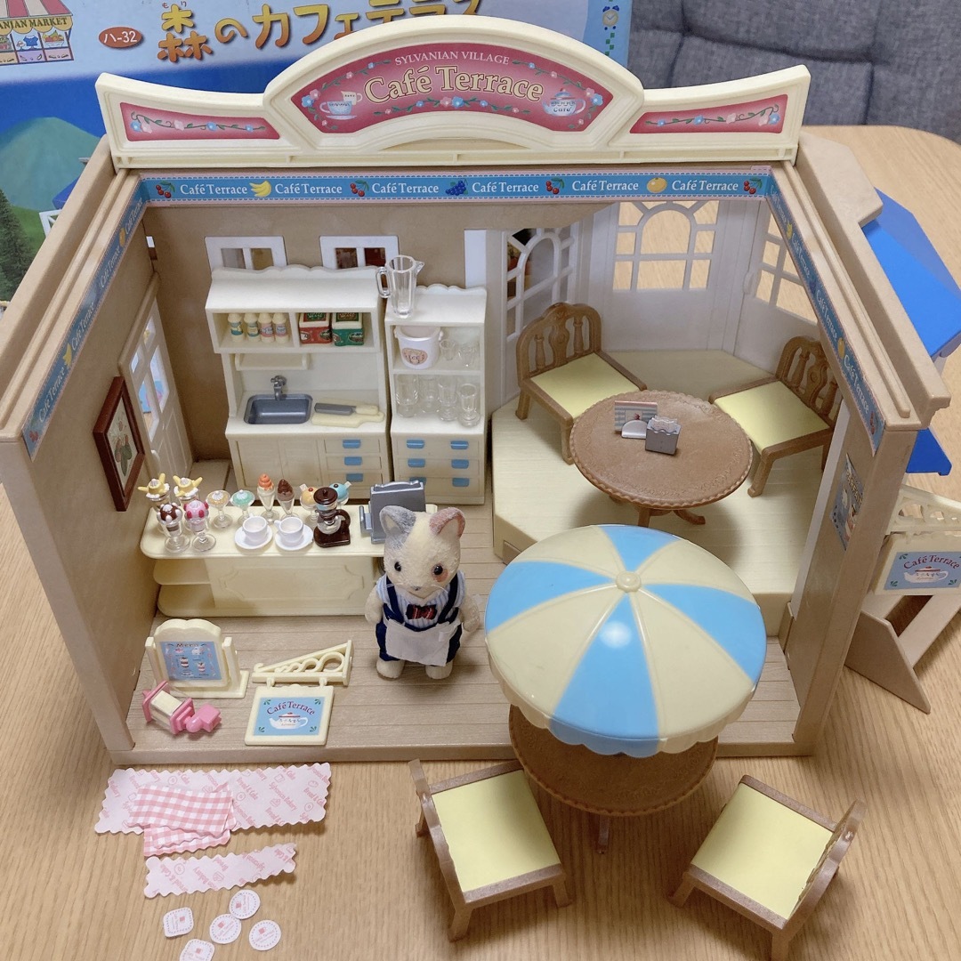 シルバニア 森のカフェテラス 箱あり | フリマアプリ ラクマ