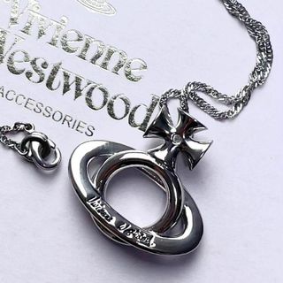 Vivienne Westwood　グラスホルダーネックレス