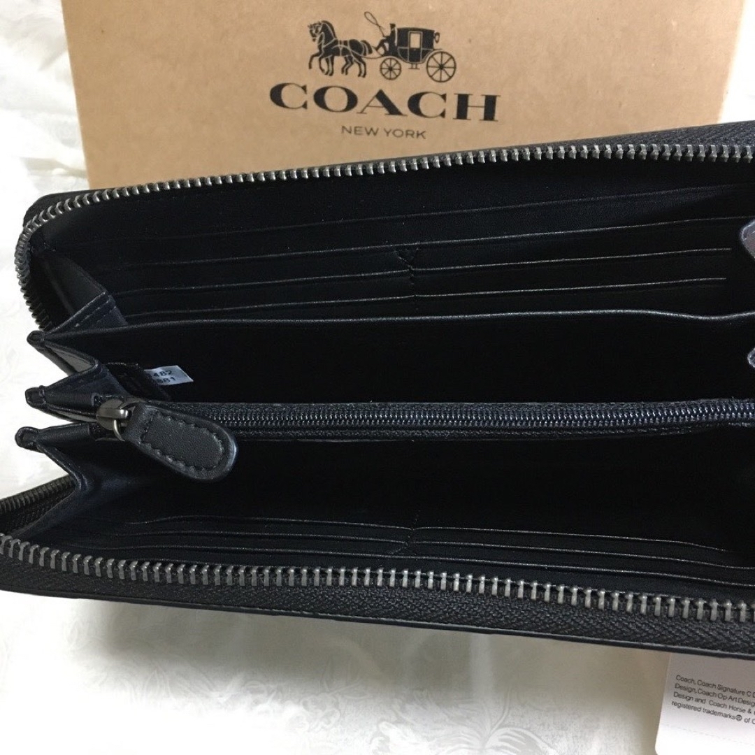 COACH(コーチ)のギフト⭕️ コーチ 人気の烏格子型 ラウンドジップ 長財布 メンズのファッション小物(長財布)の商品写真