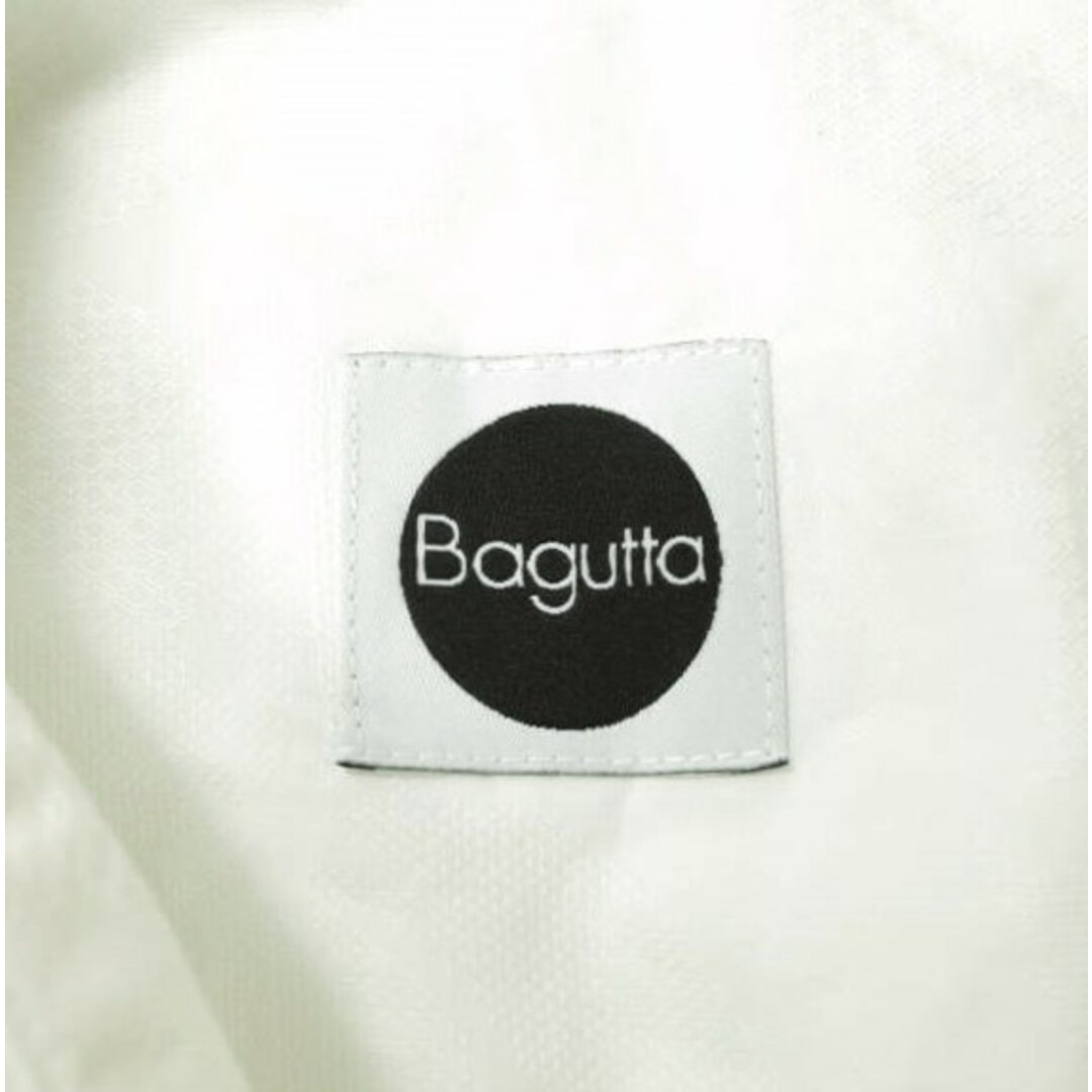 BAGUTTA(バグッタ)のBagutta バグッタ PAPAJA フラワーデザインシャツ 04896 40 ホワイト 長袖 トップス【中古】【Bagutta】 レディースのトップス(シャツ/ブラウス(長袖/七分))の商品写真