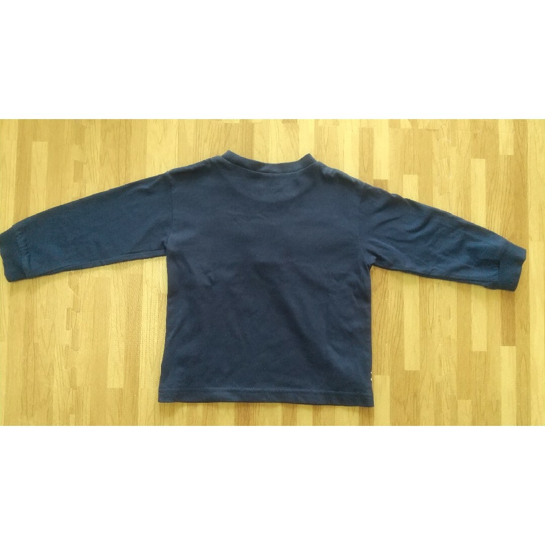 長袖Ｔシャツ　サイズ100 キッズ/ベビー/マタニティのキッズ服男の子用(90cm~)(Tシャツ/カットソー)の商品写真