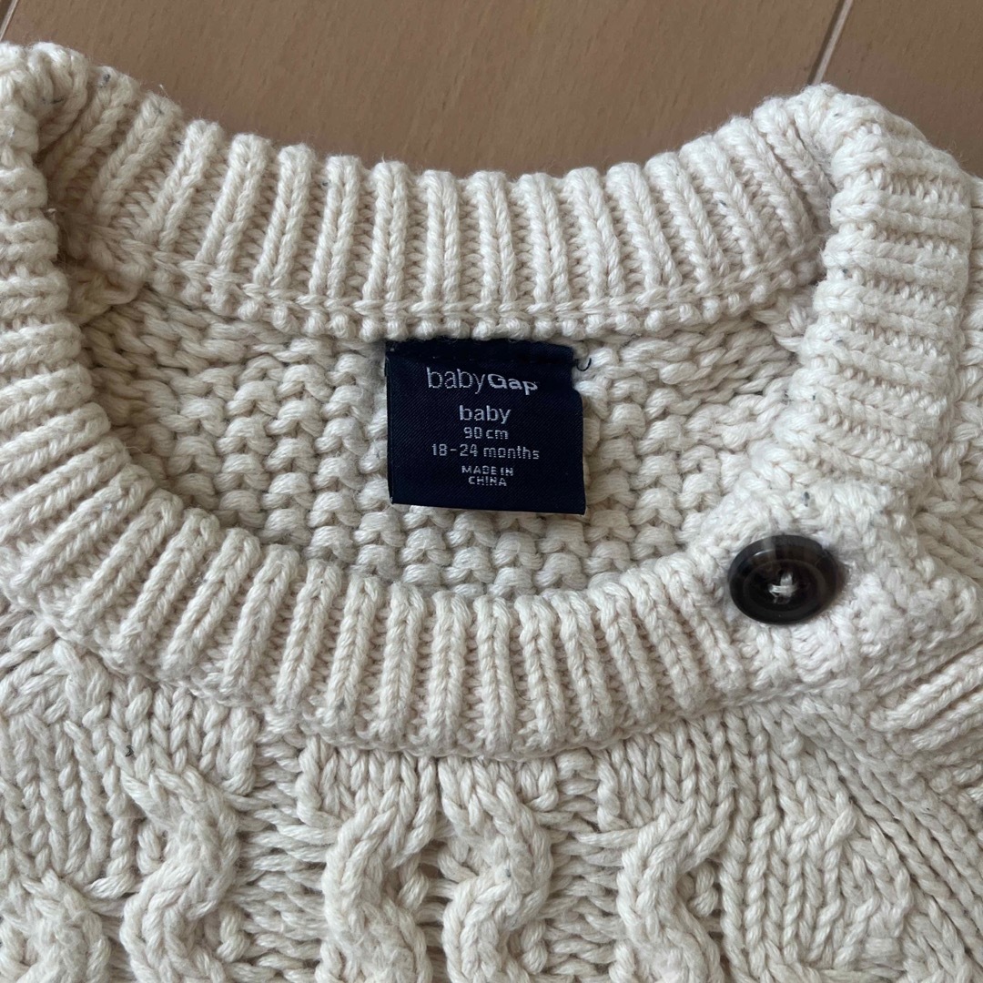 babyGAP(ベビーギャップ)のGAP ベビー　ニット　90 キッズ/ベビー/マタニティのキッズ服女の子用(90cm~)(ニット)の商品写真