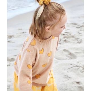 キャラメルベビー&チャイルド(Caramel baby&child )のtinycottons ハート柄 スウェット(4Y)(Tシャツ/カットソー)