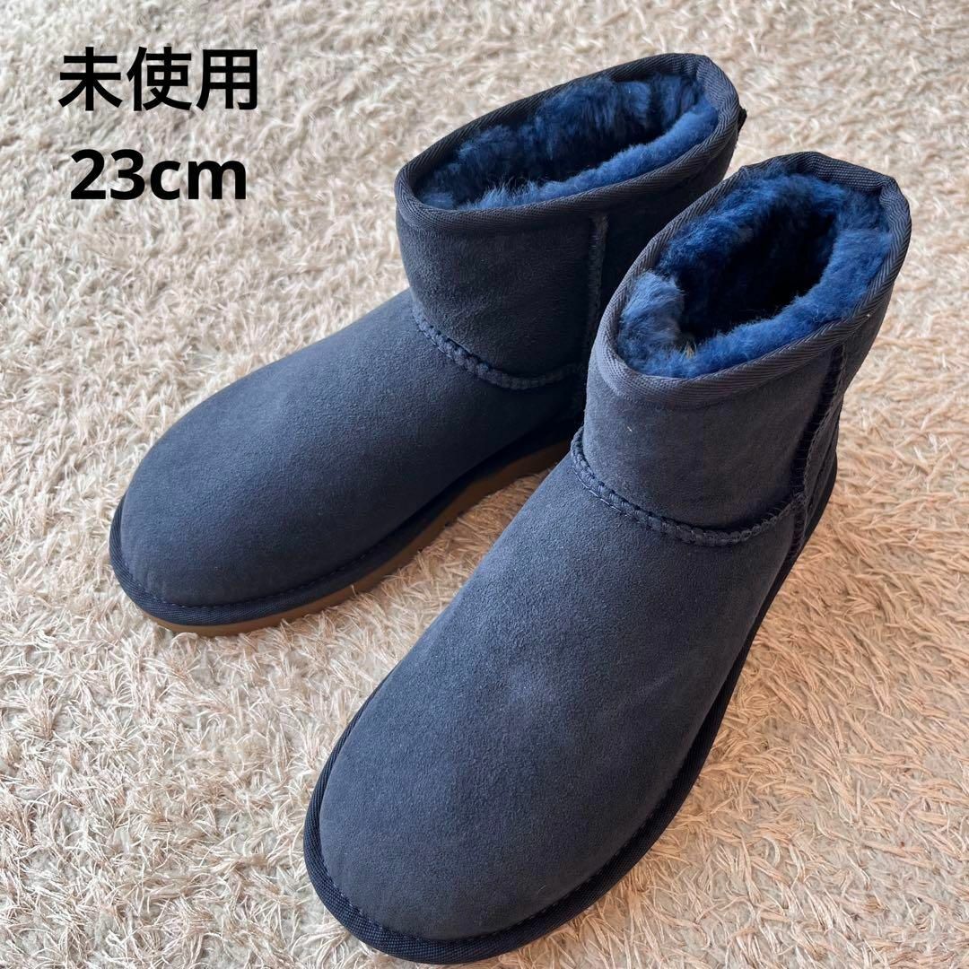 未使用】UGG Classic Mini ムートンブーツ ネイビー 23cm-