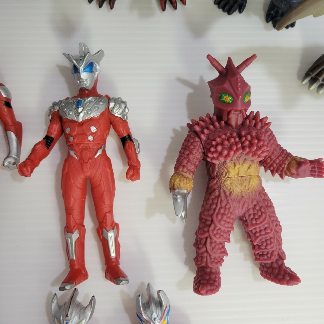 ウルトラマンオーブ、タイガ、ジード、怪獣　ソフビセット