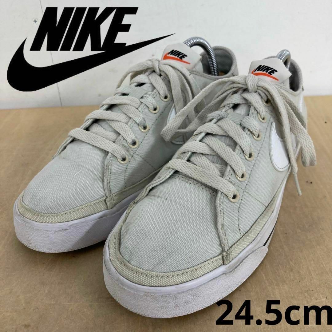 NIKE(ナイキ)のNIKE WMNS COURT LEGACY Canvas 24.5cm メンズの靴/シューズ(スニーカー)の商品写真