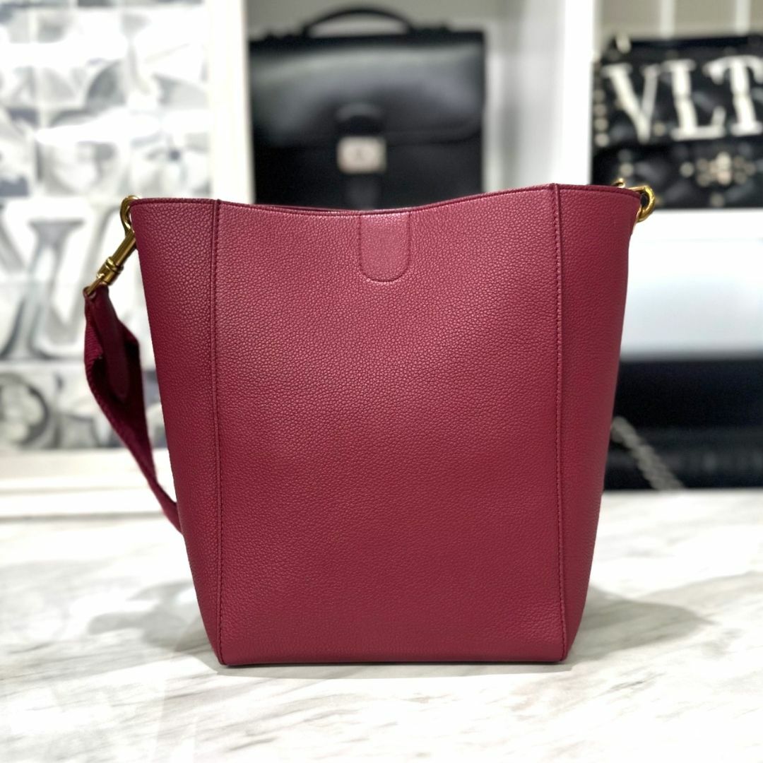 celine(セリーヌ)の美品☆　セリーヌ　サングル　バケット　スモール　ショルダーバッグ　2019年 レディースのバッグ(ショルダーバッグ)の商品写真