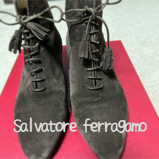 サルヴァトーレフェラガモ(Salvatore Ferragamo)のサルヴァトーレフェラガモ　スェード　ショートブーツ(ブーツ)