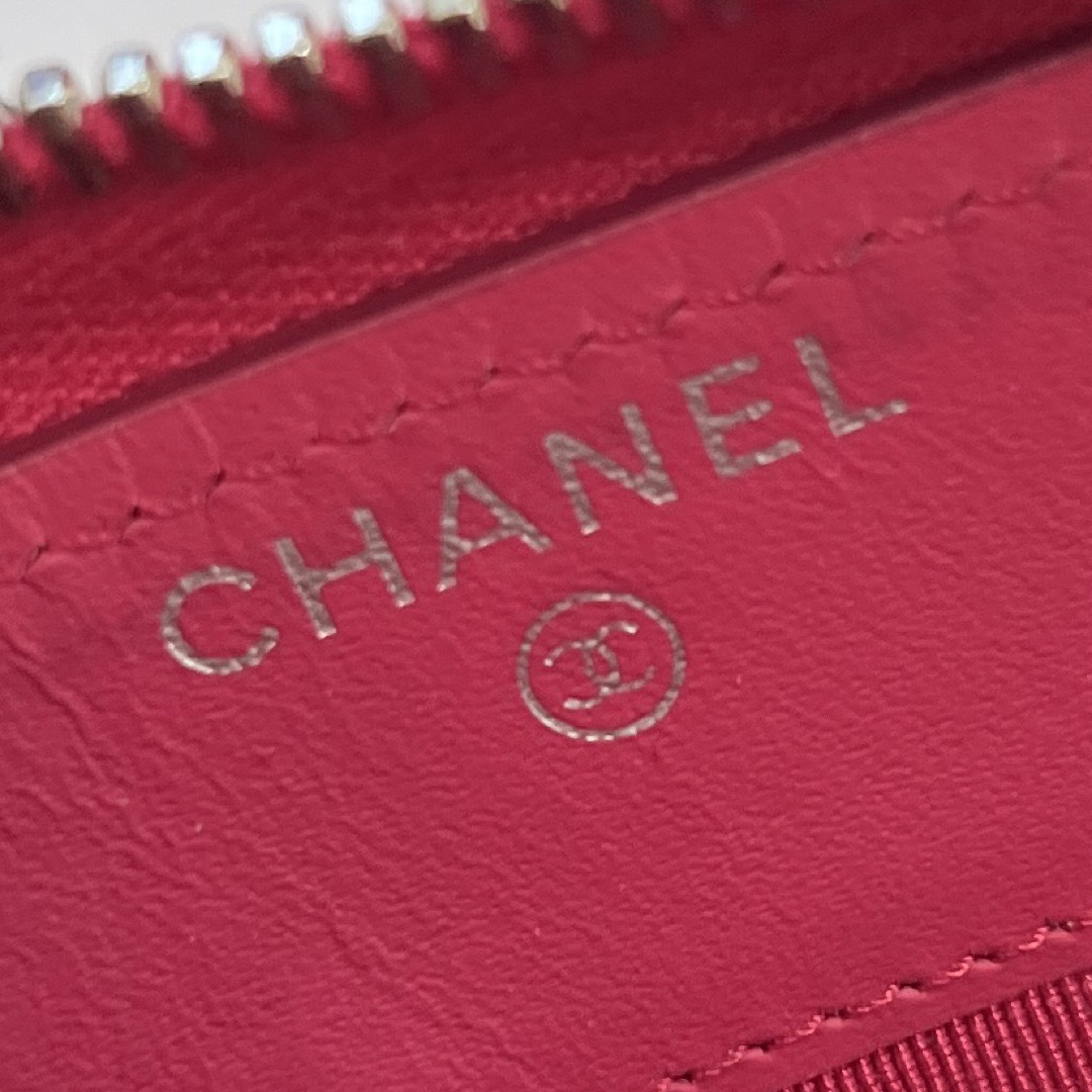 CHANEL シャネル マトラッセ 長財布 ジッピーウォレット　 エナメル