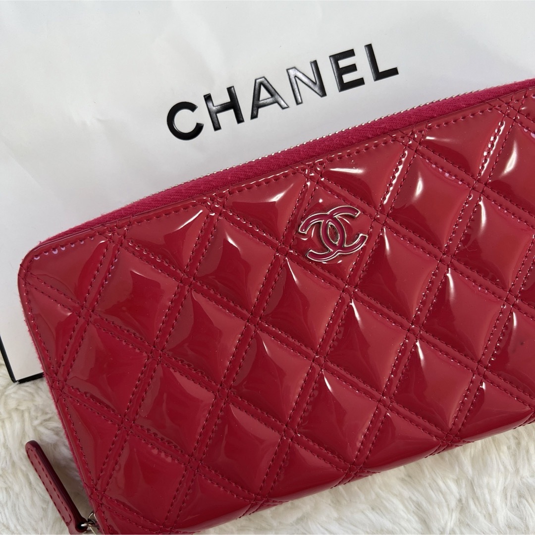 CHANEL シャネル マトラッセ 長財布 ジッピーウォレット エナメル-