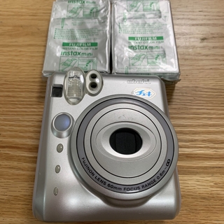 フジフイルム(富士フイルム)のチェキ　富士フィルム　instax mini 50 カメラ(フィルムカメラ)
