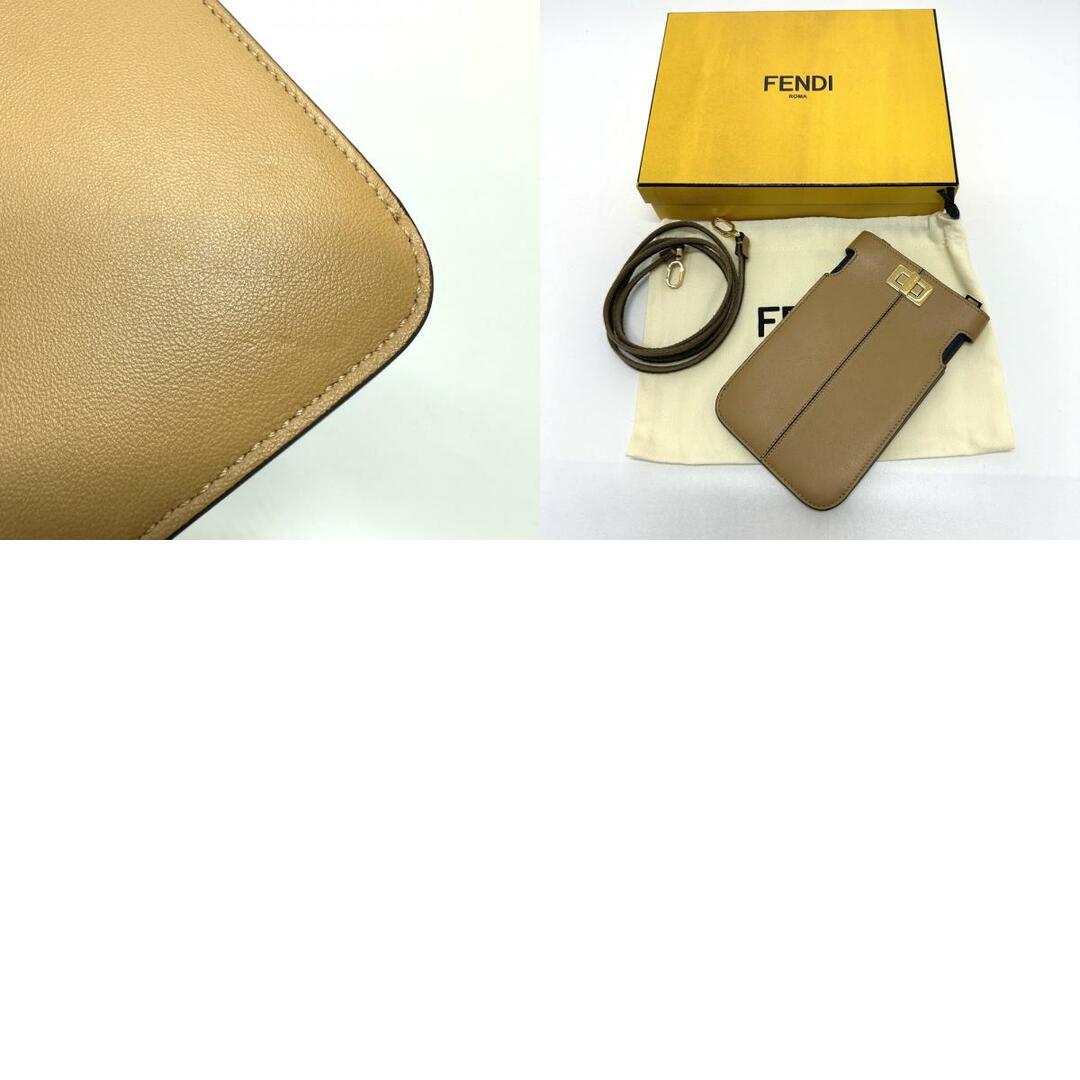 FENDI(フェンディ) ピーカフォン ベージュ レザー スマホポーチ