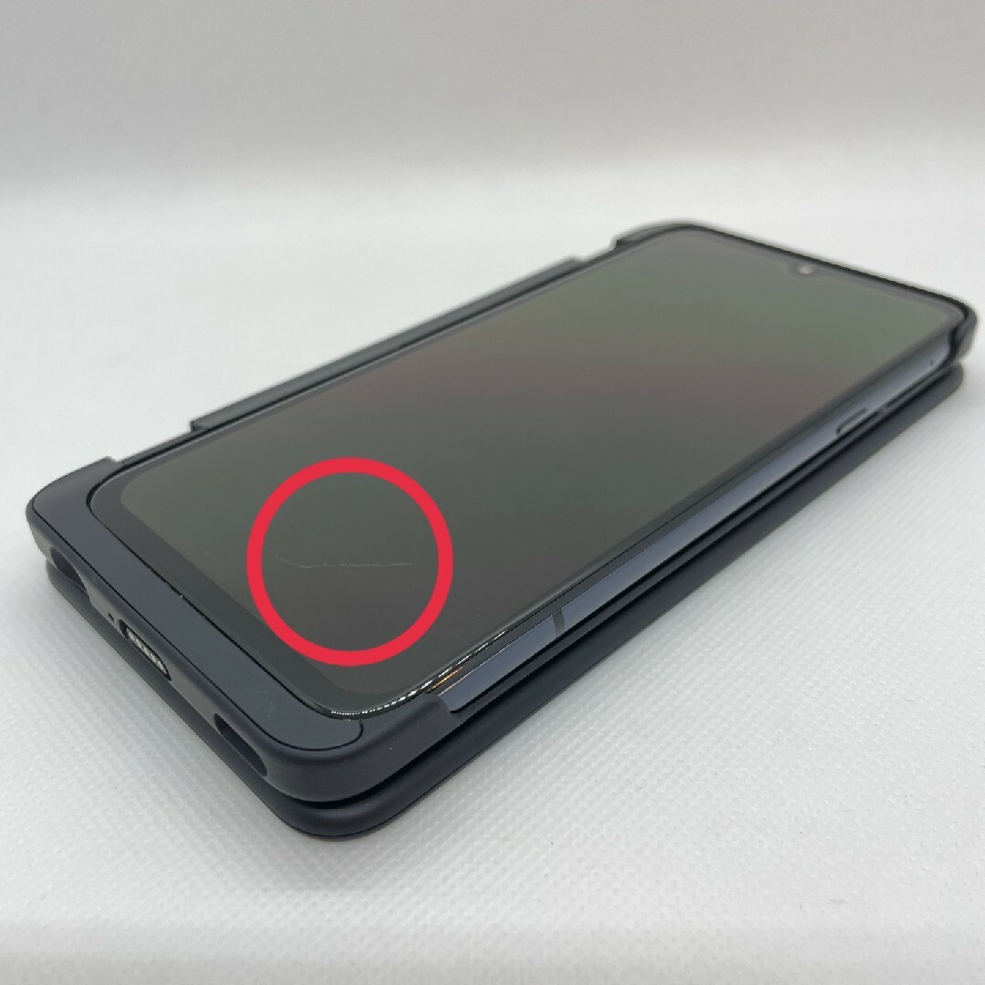 LG Electronics(エルジーエレクトロニクス)の中古スマホ LG G8X ThinQ 64GB オーロラブラック 64GB スマホ/家電/カメラのスマートフォン/携帯電話(スマートフォン本体)の商品写真