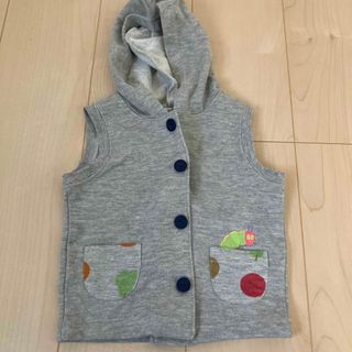 エリックカール(ERIC CARLE)のお値下げ❣️フード付　スウェットベスト　はらぺこあおむし　90ｾﾝﾁ(Tシャツ/カットソー)