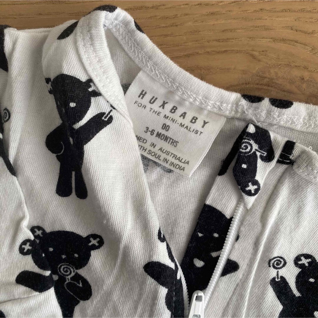 BOBO CHOSES(ボボショーズ)の【新品】HUXBABY ロンパース ハックスベビー クマ柄 キッズ/ベビー/マタニティのベビー服(~85cm)(ロンパース)の商品写真