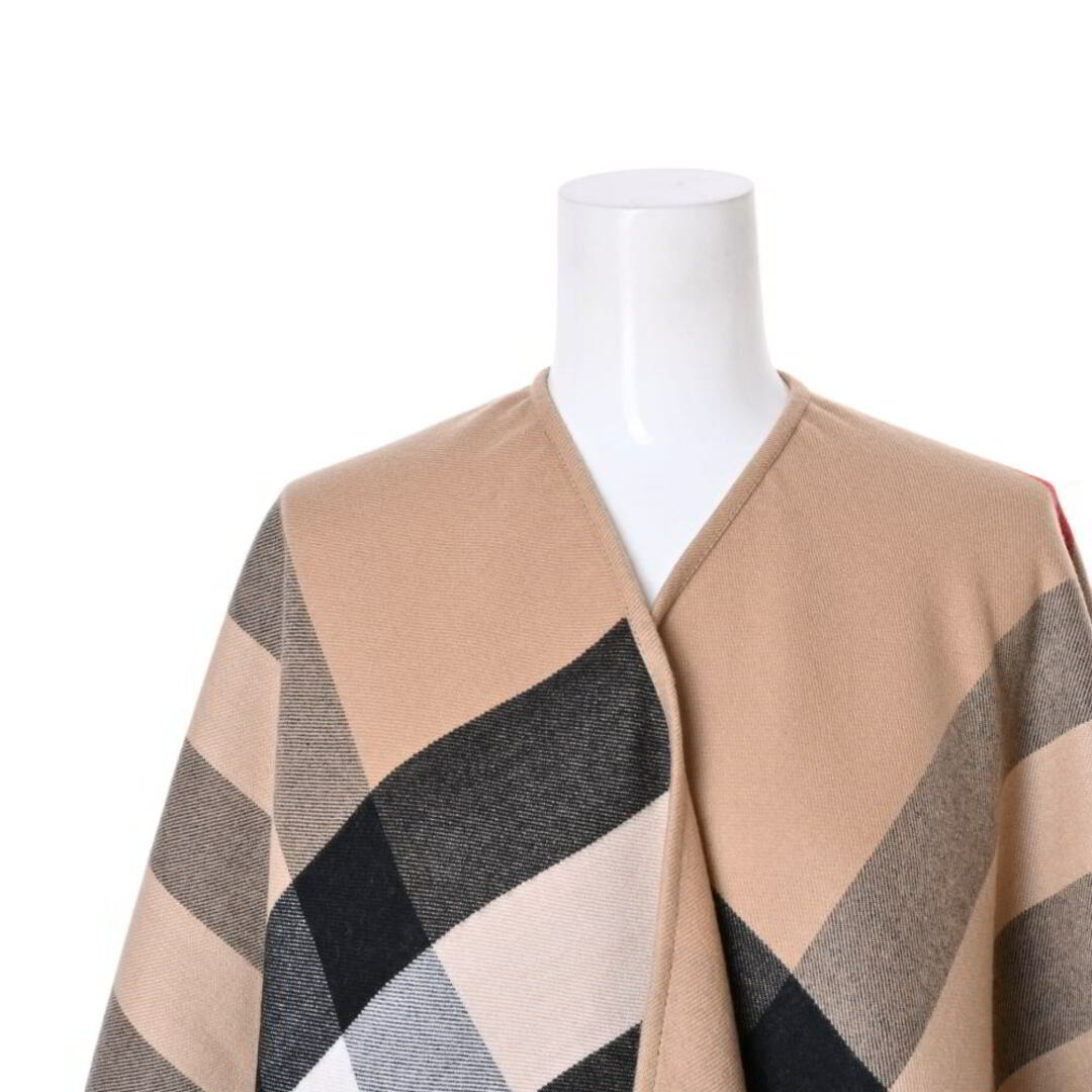 BURBERRY(バーバリー)のBurberry ノバチェック ケープ レディースのジャケット/アウター(トレンチコート)の商品写真