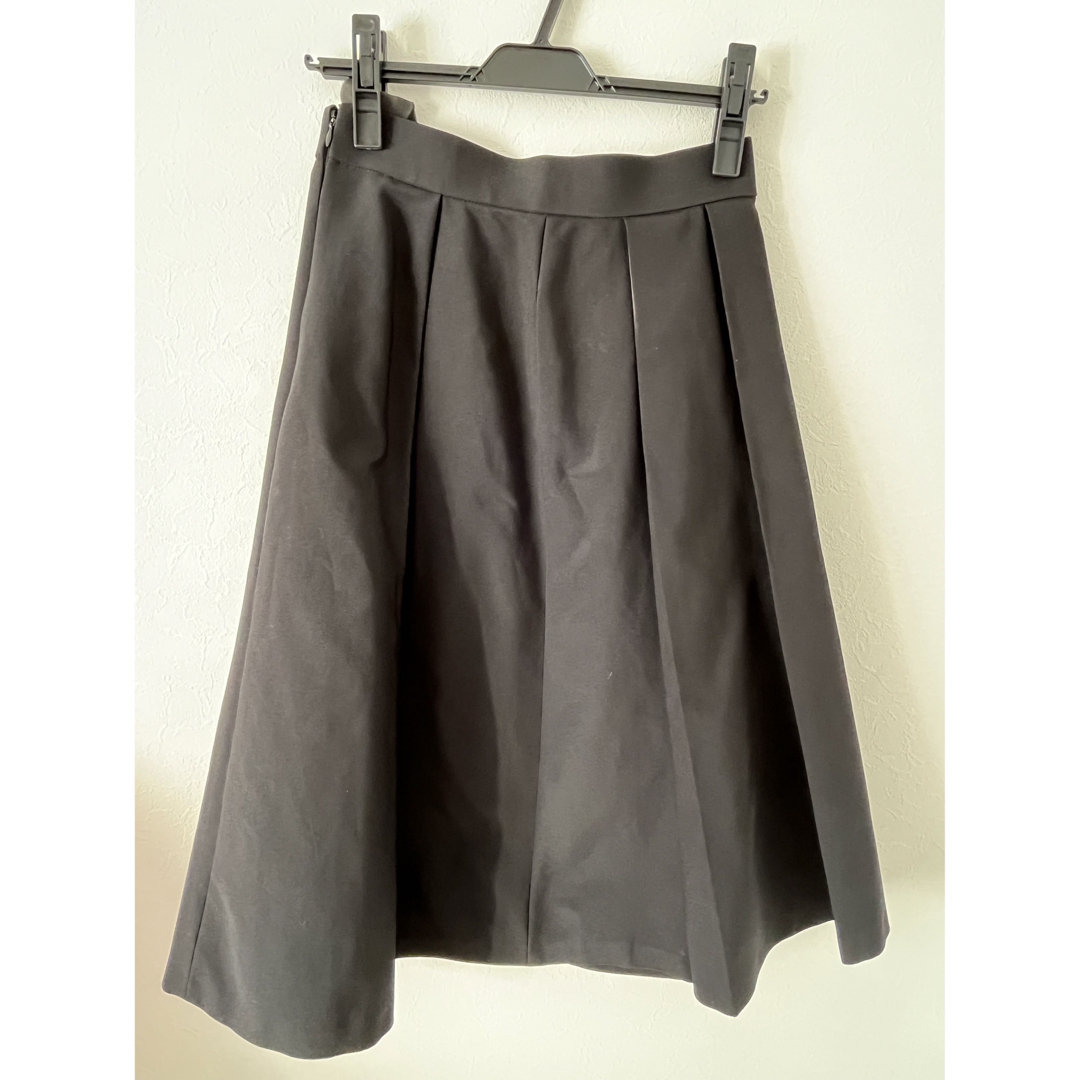 Demi-Luxe BEAMS(デミルクスビームス)のbeams プリーツスカート　スカート　ブラック レディースのスカート(ひざ丈スカート)の商品写真