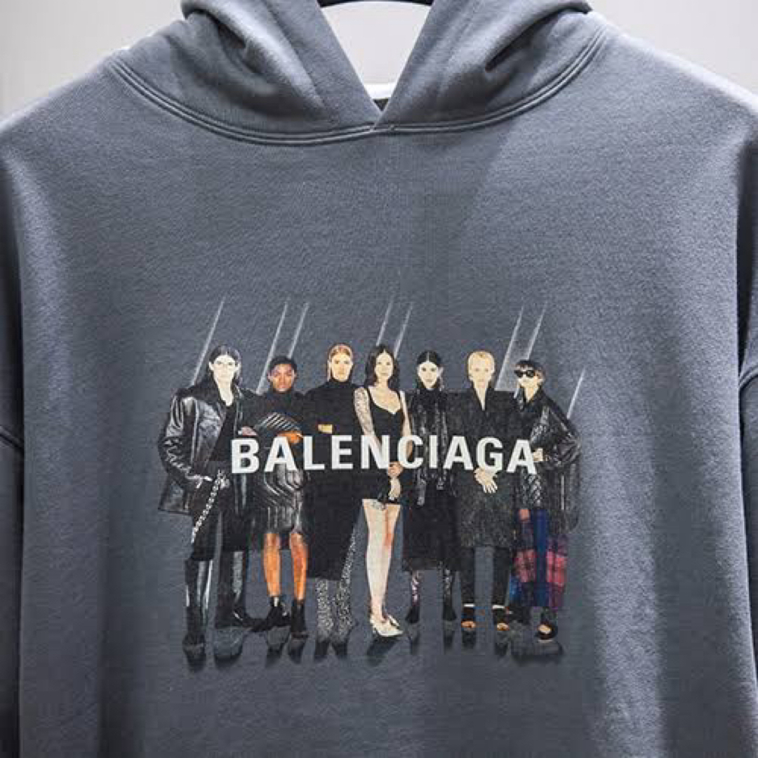 激レア‼️BALENCIAGA 20AW REALパーカー