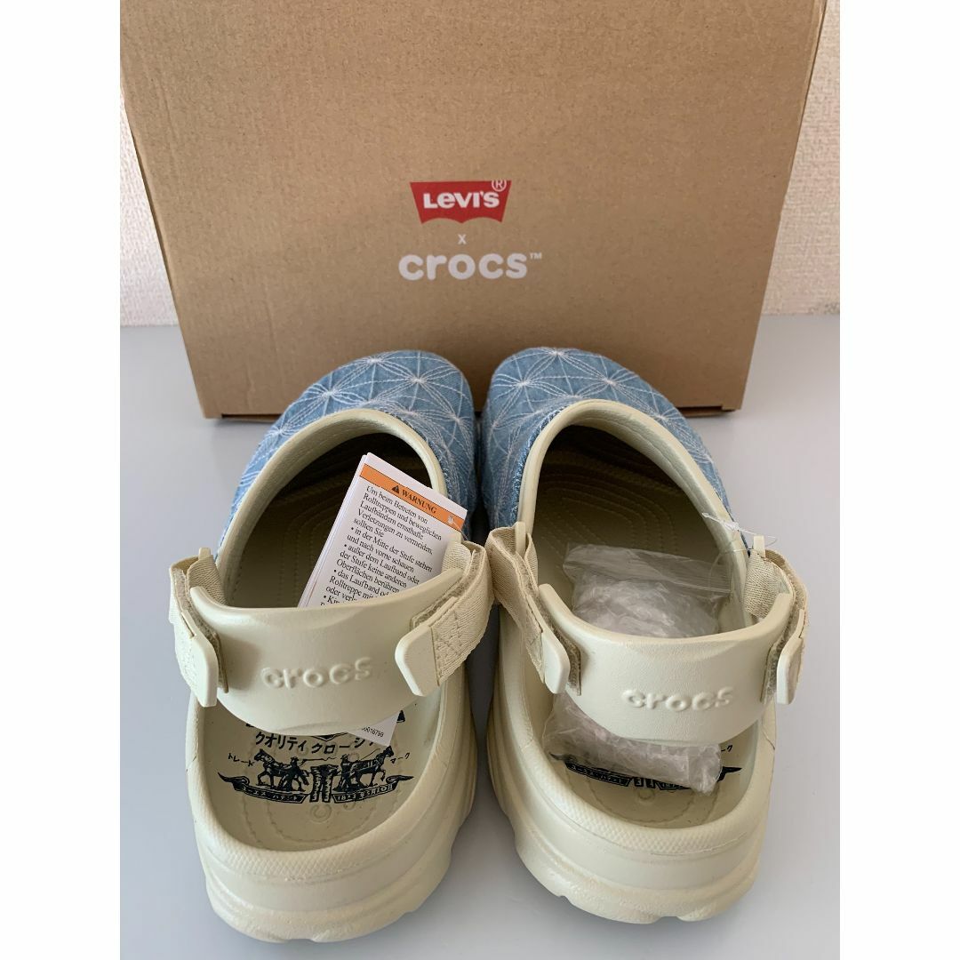 Levi's - LEVI'S x CROCS All Terrain Clog ライトインディゴの Levi's - LEVI'S x CROCS All Terrain Clog ライトインディゴの