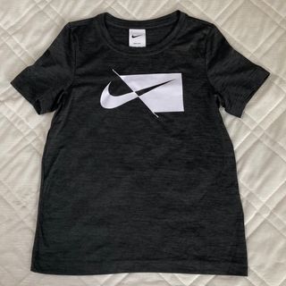 ナイキ(NIKE)のNIKE ナイキ ドライフィット キッズ Tシャツ 130㎝(xs)(Tシャツ/カットソー)