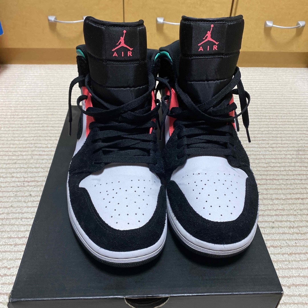 Jordan Brand（NIKE）(ジョーダン)のNIKE AIR JORDAN 1 MID メンズの靴/シューズ(スニーカー)の商品写真